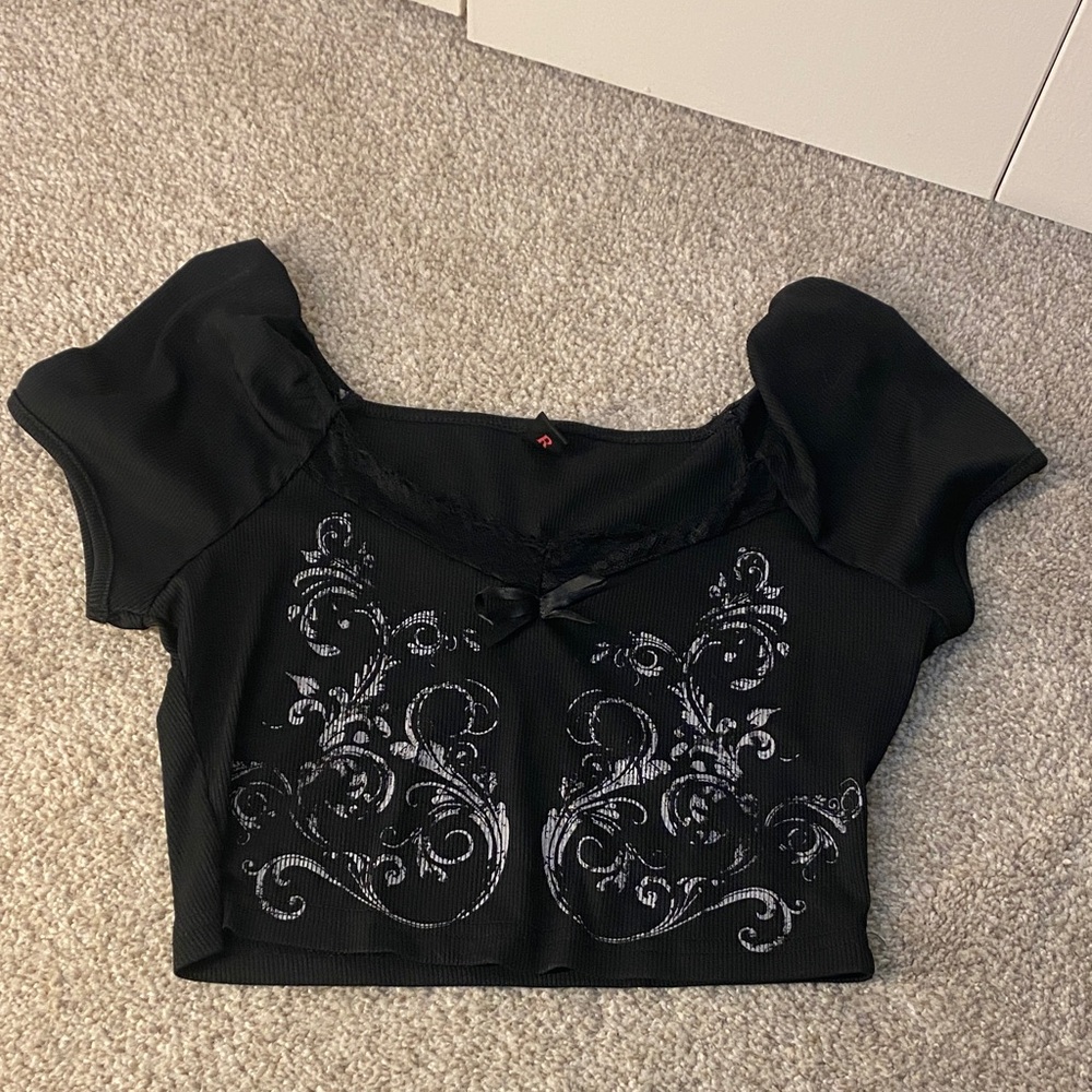 3/$20 Black Women's Short Sleeve Crop Top with Decorative Print